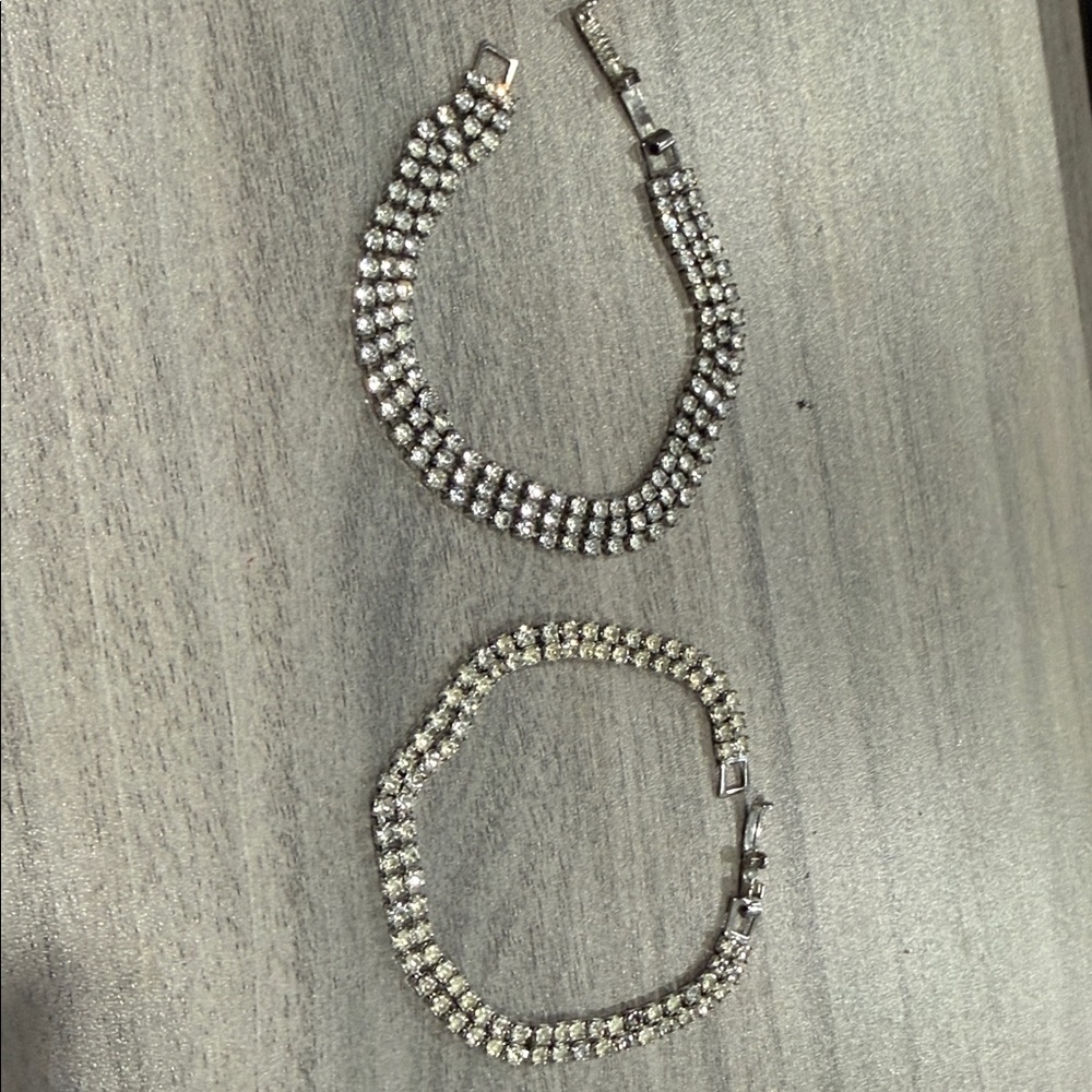 Vintage  Silver Tone Bracelet - Picture 3 of 4